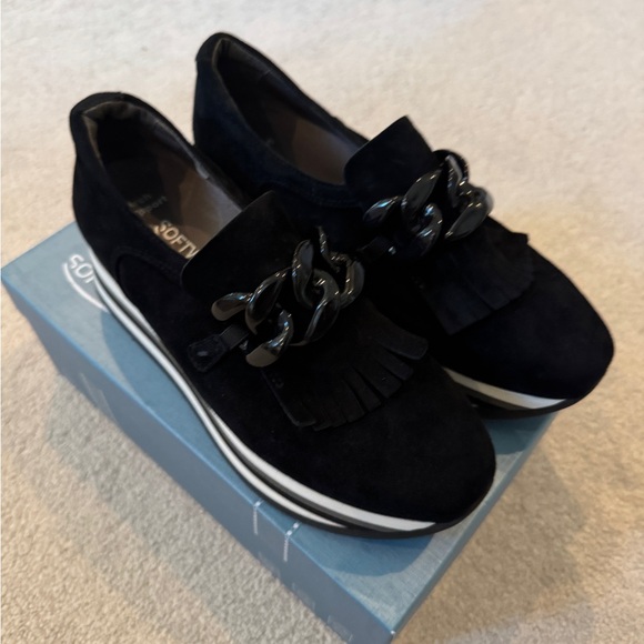 Softwaves Black Platform with b/w stripes